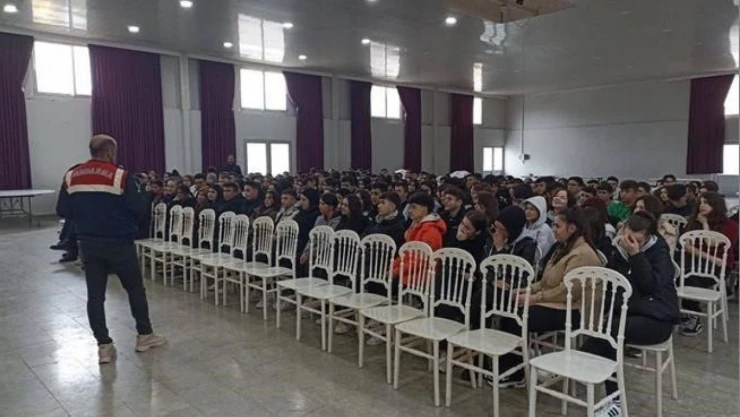 56 Veliye 'En İyi Narkotik Polisi Anne' Eğitimi