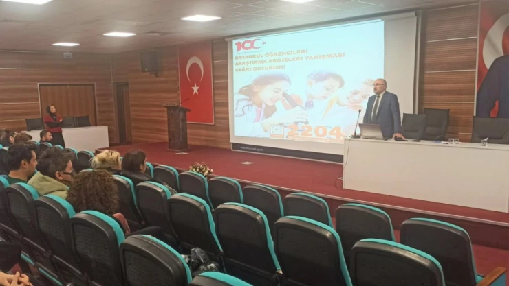 80 Ortaokul Öğretmeni Bilgilendirildi