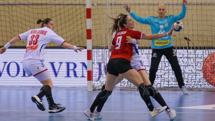 A Milli hentbol takımı Sırbistan'a mağlup