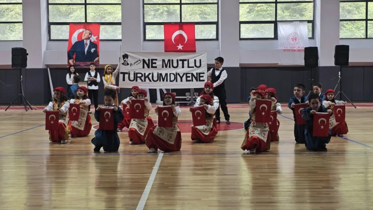 Abana'da 23 Nisan Coşkuyla Kutlandı