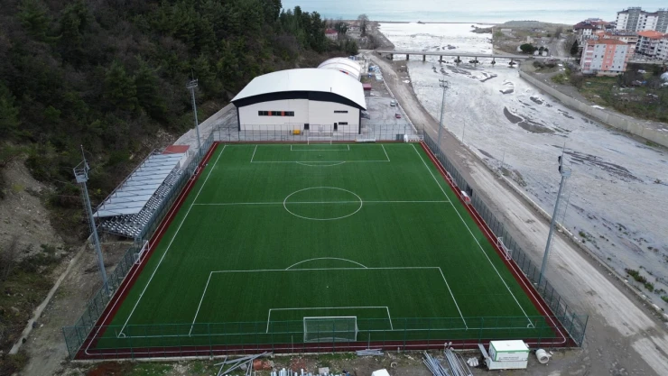 Abana'da Kapalı Spor Salonu Tamamlandı