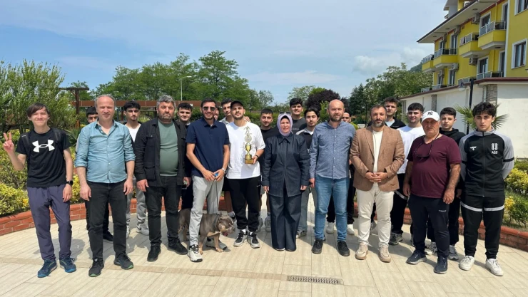 Abana Gençlerbirliği'nden Büyük Başarı!