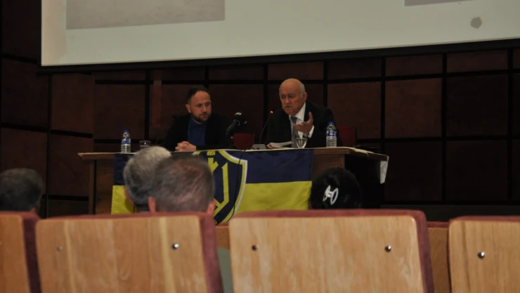 Abdurahmanpaşa Lisesi'nden Söyleşi ve İmza Günü