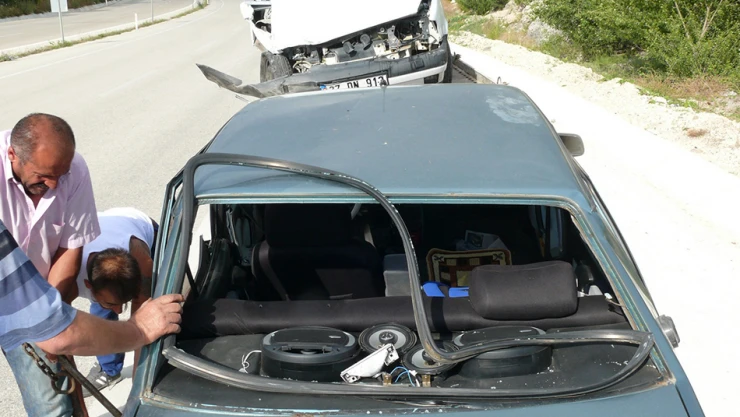 Açık Maslak'ta kaza: 1 ağır 6 yaralı