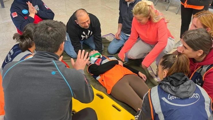 AFAD Gönüllülerine UMKE'den Eğitim