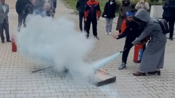AFAD'tan Uygulamalı Yangın Eğitimi