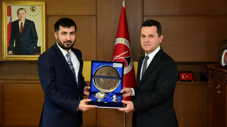 Afganistan Büyükelçisi'nden Rektör Topal'a Ziyaret