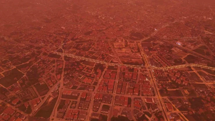 Bolu'da Gökyüzü Kırmızıya Büründü