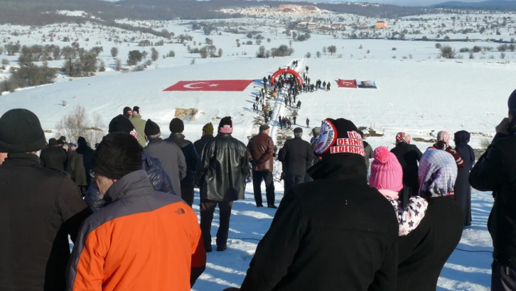 Ağlı kayık yarışları yapıldı