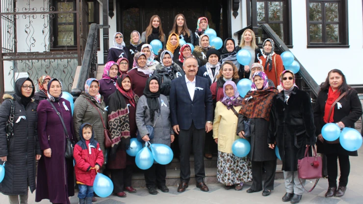 AK Kadınlar, Diyabete farkındalığı için yürüdü