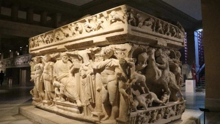 AK Parti'den Sanat Tarihi ve Arkeoloji Mezunlarına  Kanun Teklifi