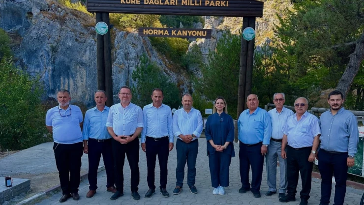 AK Parti Heyetinden Pınarbaşı'na Ziyaret