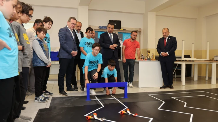 AK Parti İl Başkanı Sevgilioğlu: 'Robotikte Türkiye Birincileriyle Gurur Duyuyoruz'