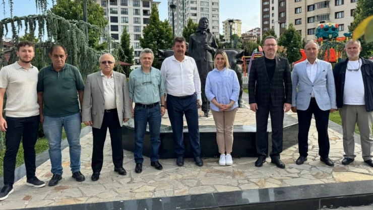 AK Parti'den Muhtar Küçüktarakçı'ya Geçmiş Olsun Ziyareti