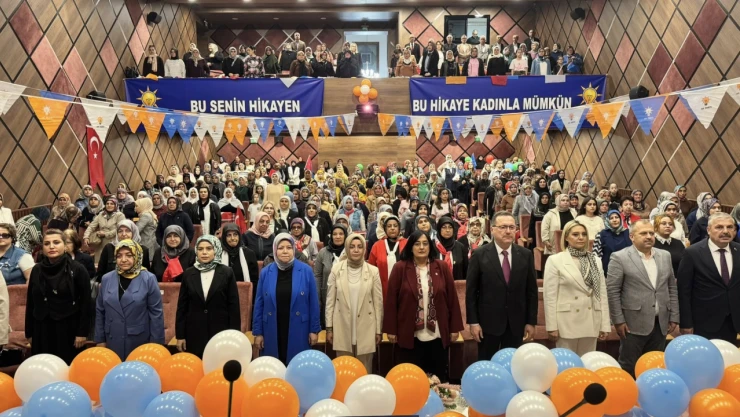 AK Parti Kadın Kolları Danışma Meclisi Programına Yoğun Katılım
