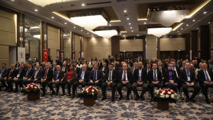 AK Parti Kastamonu Heyeti Yerel Yönetimler Bölge Toplantısına Katıldı