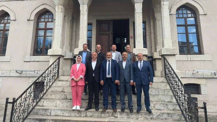 AK Parti'li Belediye Başkanları Araç'ta İstişare Toplantısında Buluştu