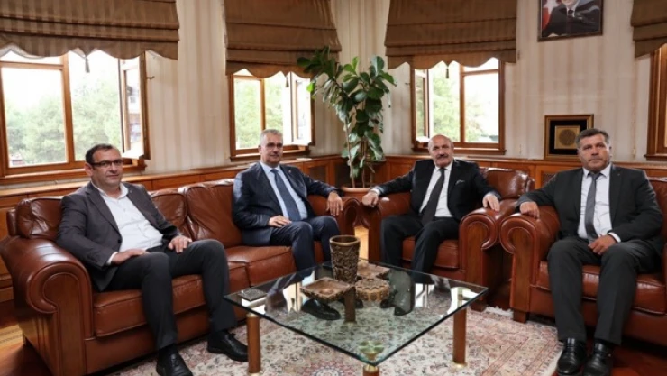 AK Parti Milletvekili Yusuf Ahlatcı Taşköprü Belediyesi'ni Ziyaret Etti