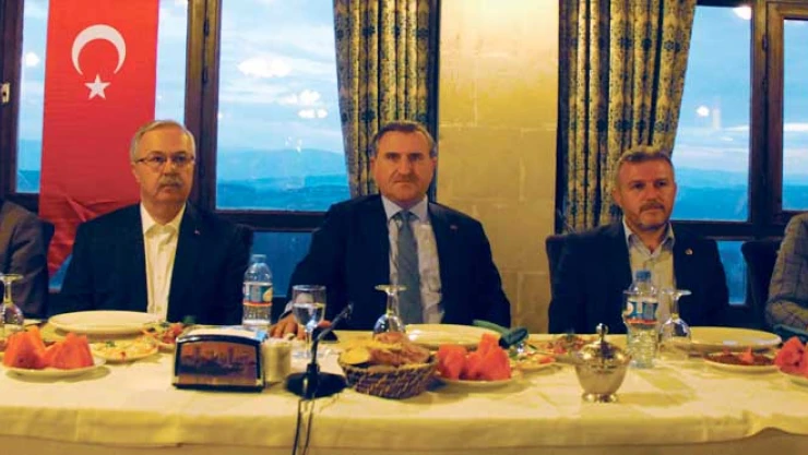 'Amatör spor kulüplerinin başkan ve yöneticileri birer kahramandır'