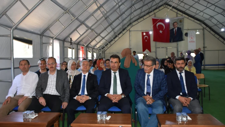 Anadolu Mektebi Yazar Okumaları başladı