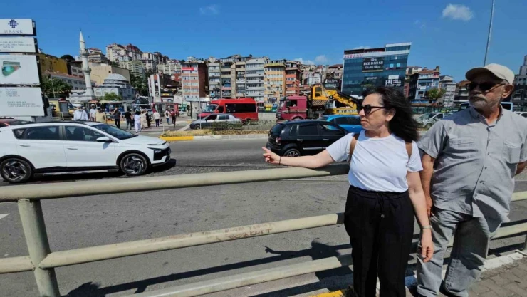 Annelerini Kaybeden Kardeşlerden Tepki