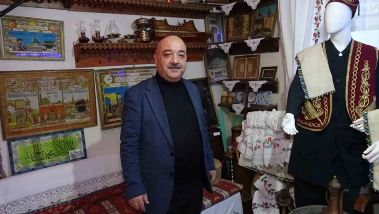 Antika Tutkusu Evini Müzeye Çevirtti