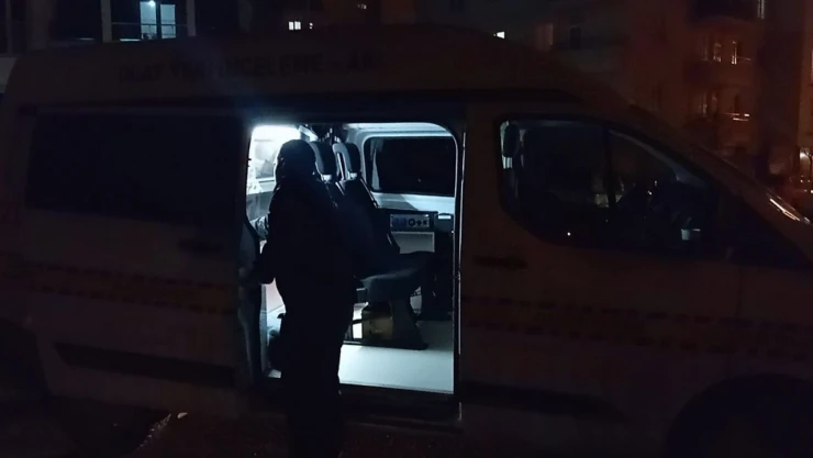 Arkadaşlar Arasındaki Kavga Kanlı Bitti: 2 Ağır Yaralı