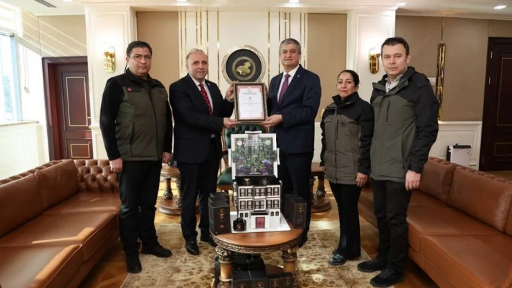 Aromatik Bitkilerden Üretilen Ürünler Satışa Hazır