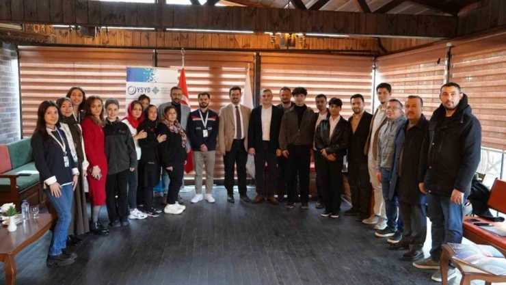 Kursiyerlere Sertifikaları Verildi