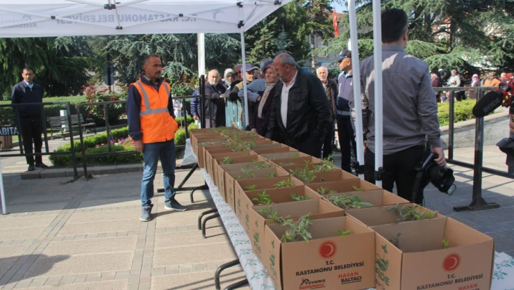 Ata Tohumu Fideler Dağıtıldı