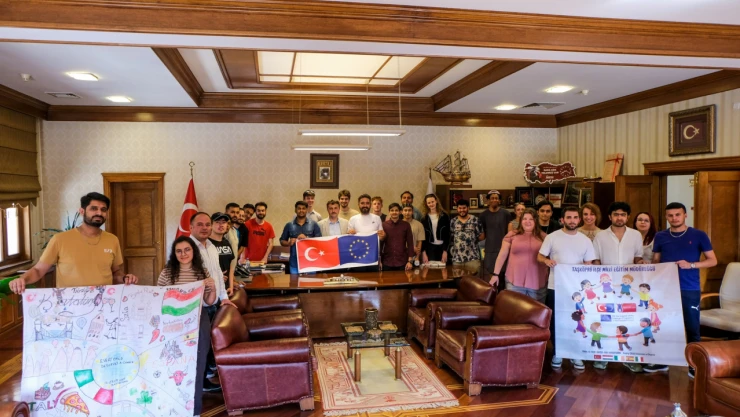 Avrupalı Gençler Taşköprü'ye Geldi