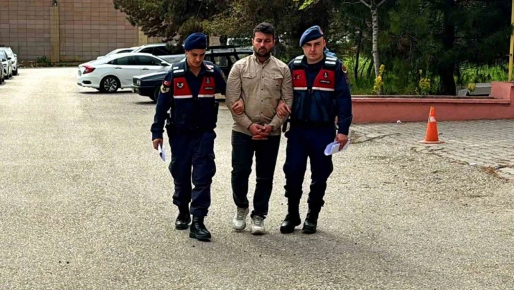 4 Kişinin Öldüğü Kazada Tır Sürücüsü Tutuklandı