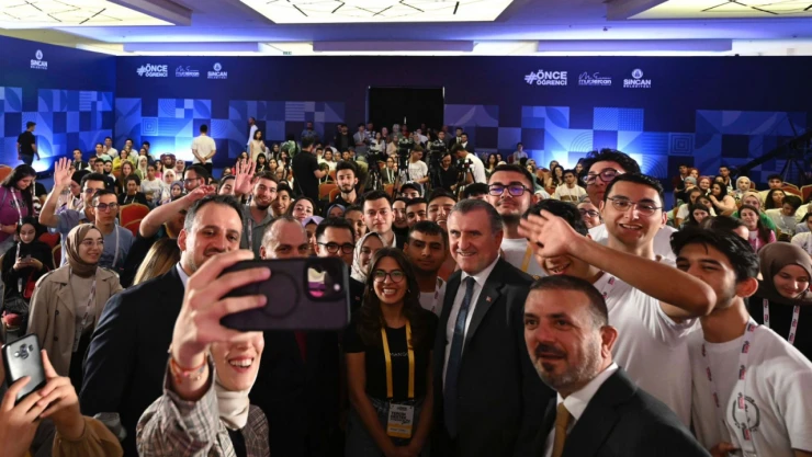 Bakan Bak: 'Antrenör alımı için talepte bulunduk'