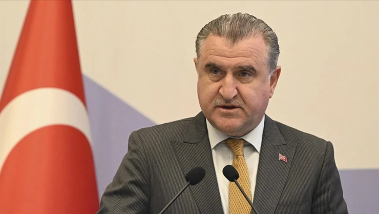 Bakan Bak: 'Gençlerimiz Tarımda Aktif Rol Üstlenecek'