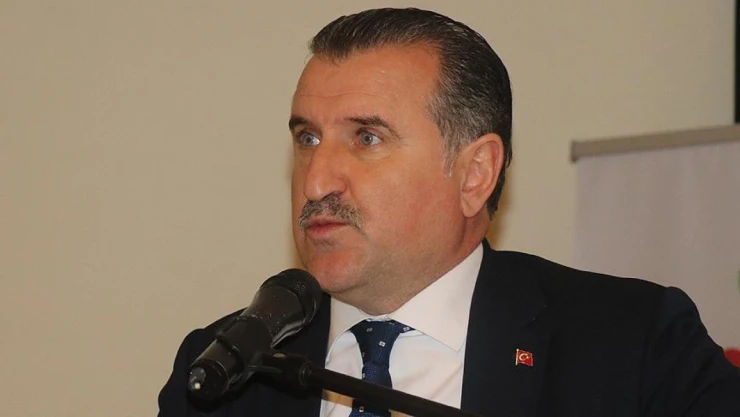 Bakan Bak'tan Final Açıklaması: 'Bu Çocuklarla Ne Kadar Gurur Duysak Azdır'