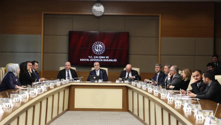 Bakan Işıkhan: 'Kadın Çalışanlara Desteklerimiz Devam Edecek'