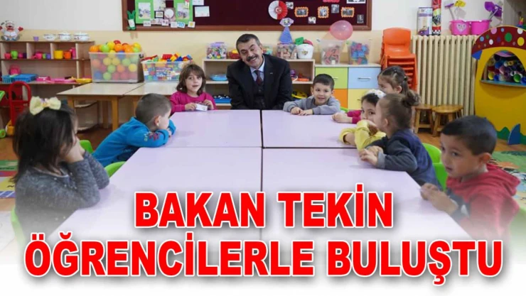 Bakan Tekin Kastamonu'da Öğrencilerle Buluştu