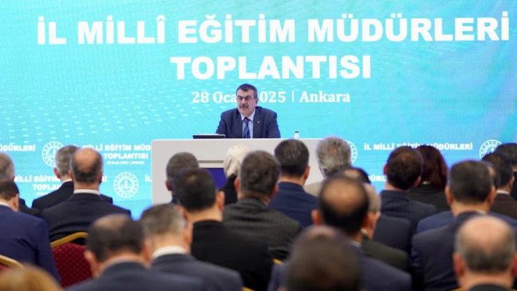 Bakan Tekin, Millî Eğitim Müdürüyle Bir Araya Geldi