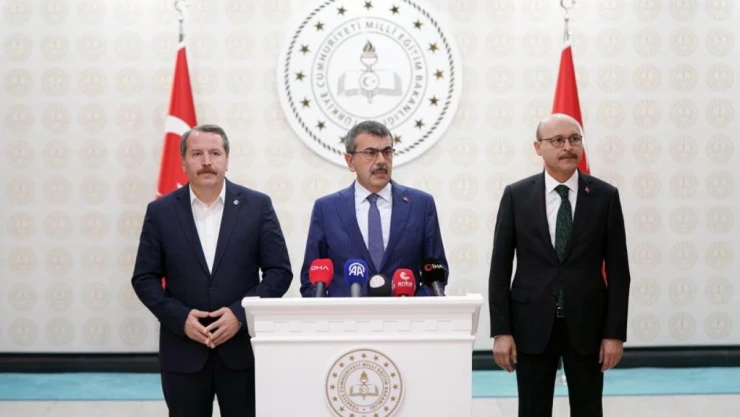 Bakan Tekin: 'Öğretmenlere Şiddette Ceza Artırımı Teklif Ettik'