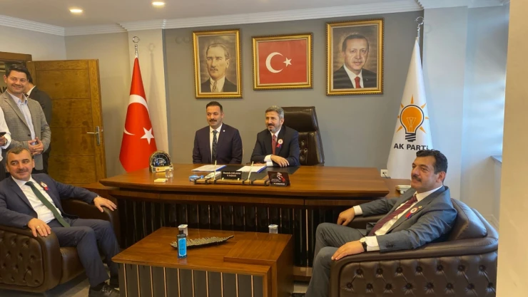 Bakan Yardımcısı Aydın'dan AK Parti Teşkilatına ziyaret