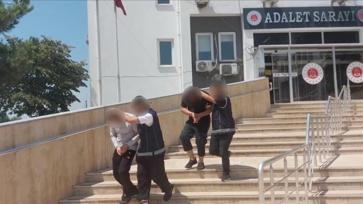 Bakan Yerlikaya 393 Düzensiz Göçmenin Yakalandığını Bildirdi