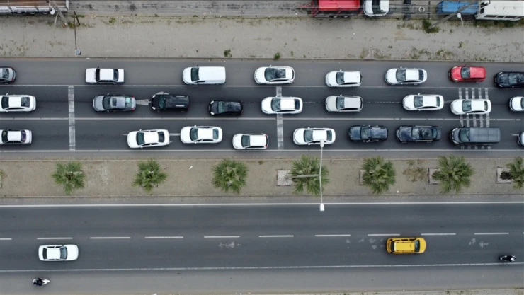 Bakan Yerlikaya: 'Bayram Sevinçlerimize Acı Karışmasın'