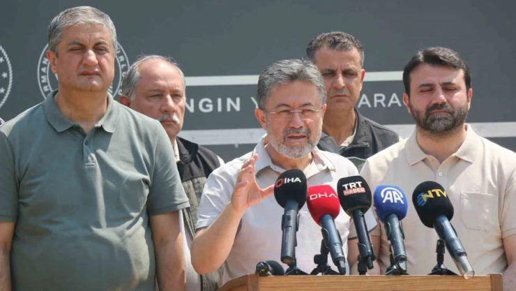 Bakan Yumaklı: '6 İldeki 7 Yangını Tamamen Kontrol Altına Aldık'