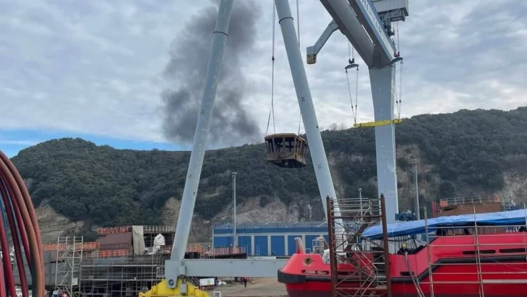 Karadeniz'de Balıkçıların Ağına Takılan Mayın Kontrollü Patlatıldı
