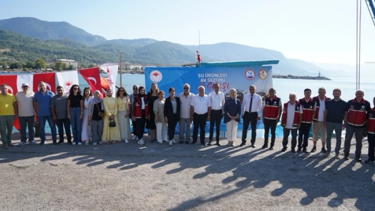Balıkçılık Av Sezonu Cide'de Açıldı