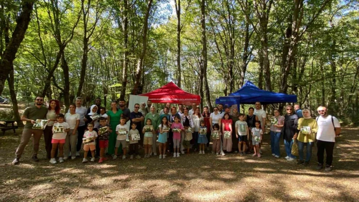 Bartın'da Aile Yılı Temalı 'Ailemle Ormanda' Etkinliği