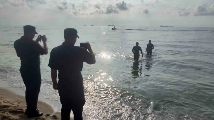 Bartın'da Denizi Kirleten Gemi Tespit Edildi