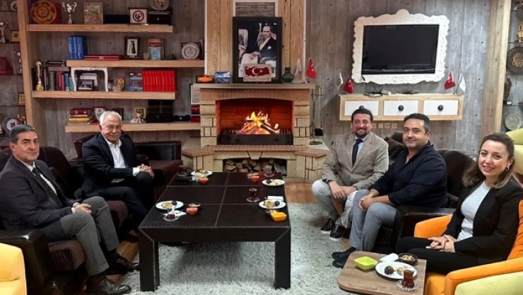 Başesgioğlu'ndan Eczacı Odası'na Ziyaret