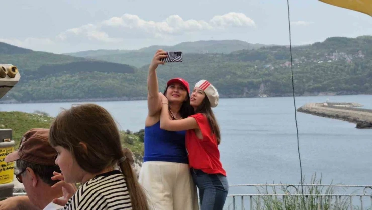 Başkan Çakır: 'Amasra, Bayramda Tüm Misafirlerini Bekliyor'