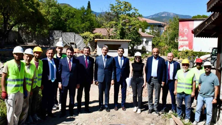 Başkan Demir, Karabük Belediyesinin Çalışmalarını İnceledi